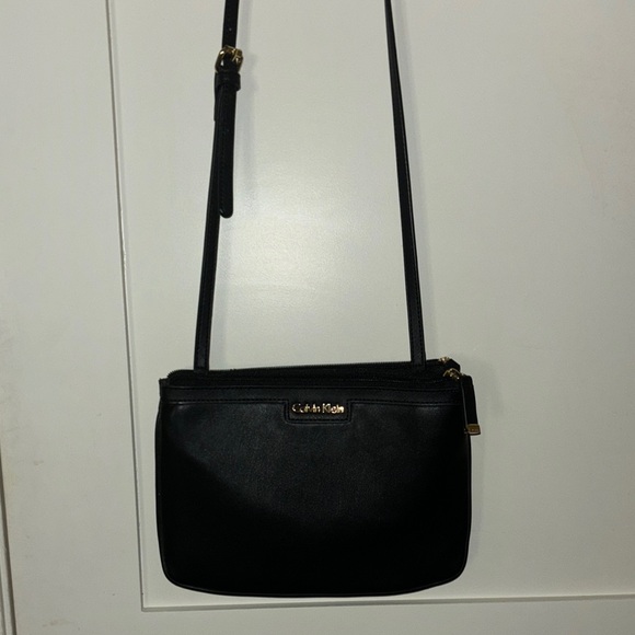 Calvin Klein Handbags - Calvin Klein Black Crossbody Bag